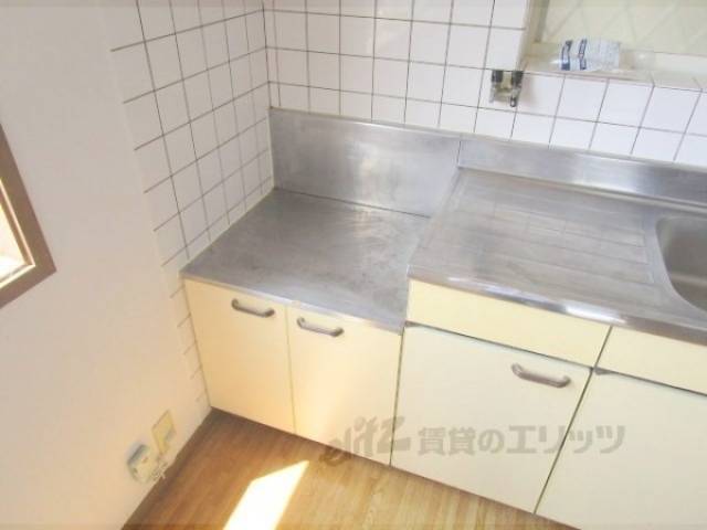 キッチン　コンロ置き場