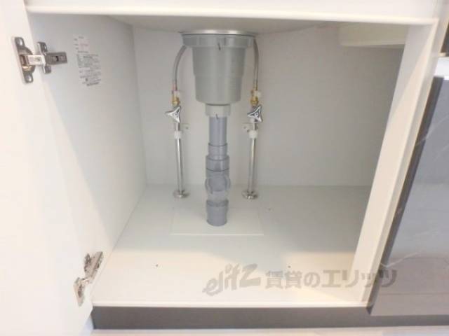 キッチン　下部収納