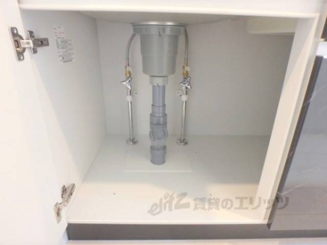 キッチン　下部収納