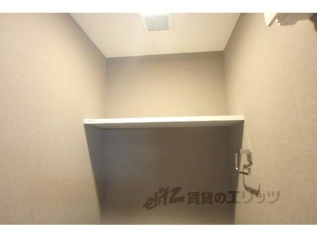 トイレ　トイレ内収納