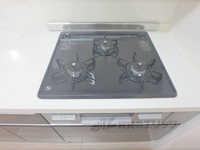 キッチン　コンロ