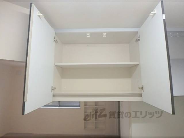 キッチン　収納