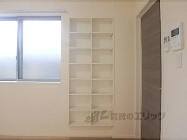 リビング　収納