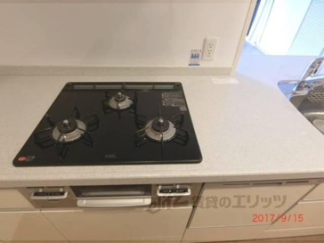 キッチン　コンロ