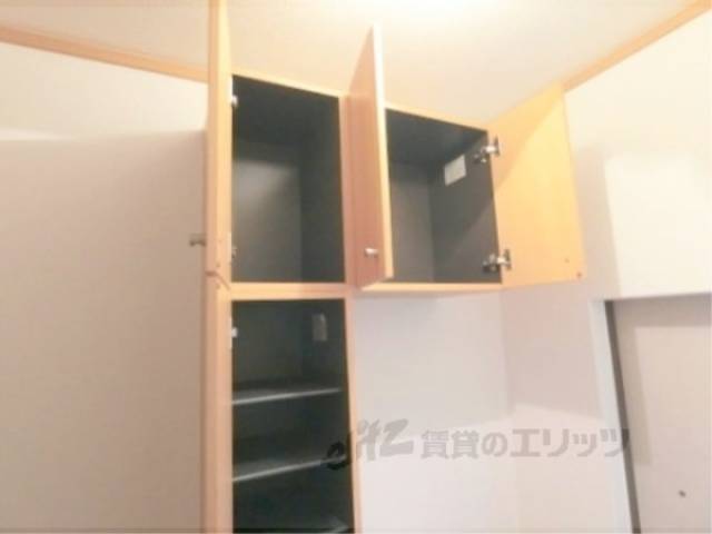 下駄箱　上部収納棚