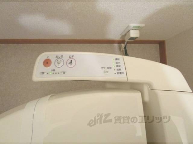 トイレ　洗浄機能付き