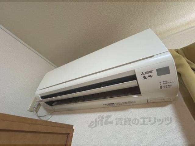 洋室　エアコン