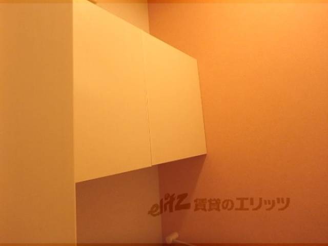 収納　トイレ上収納