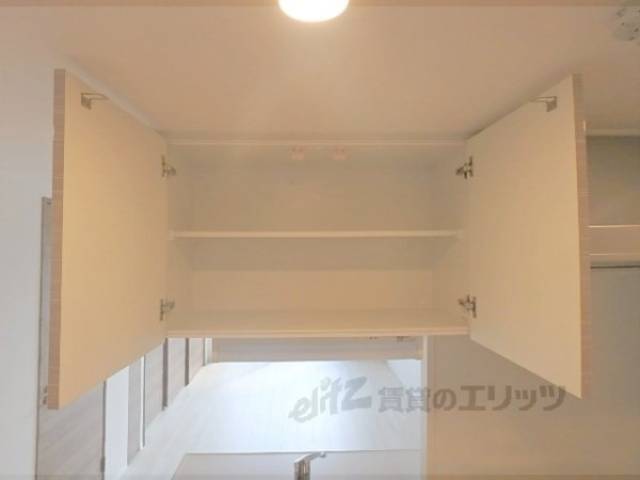 キッチン　キッチン上部棚