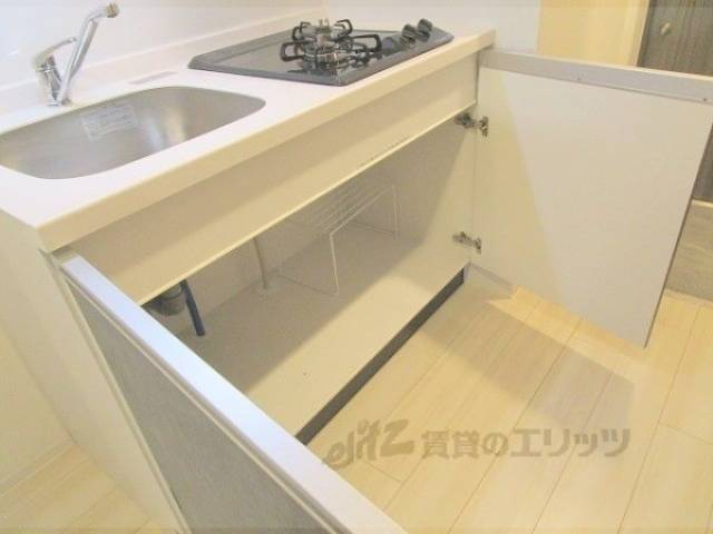 キッチン　キッチン下部収納