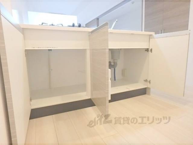 キッチン　キッチン下部収納