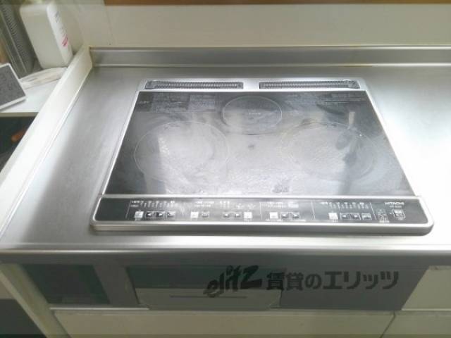 キッチン　一階共同キッチン