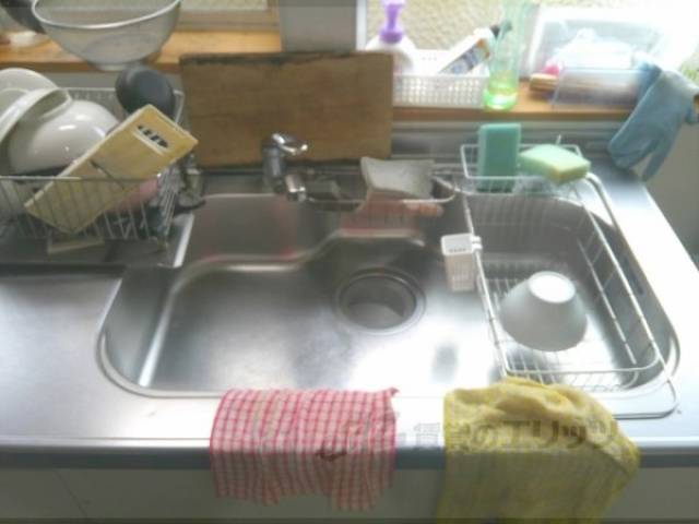 キッチン　一階共同キッチン