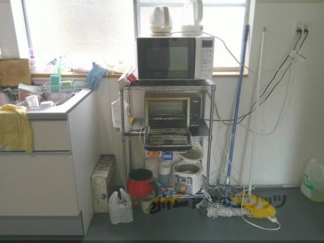 キッチン　一階共同キッチン