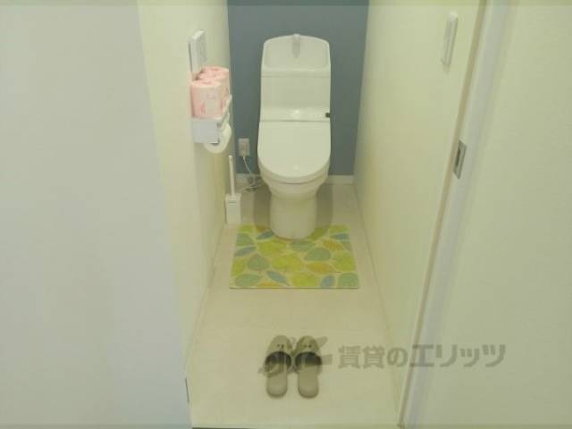 トイレ　二階共同トイレ