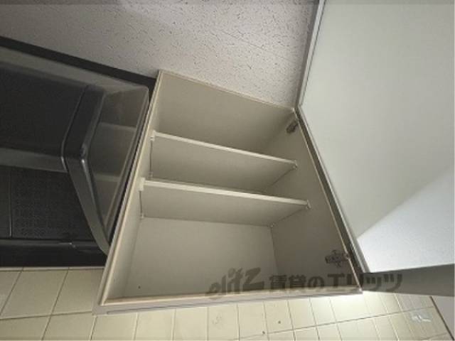 キッチン　キッチン上部収納