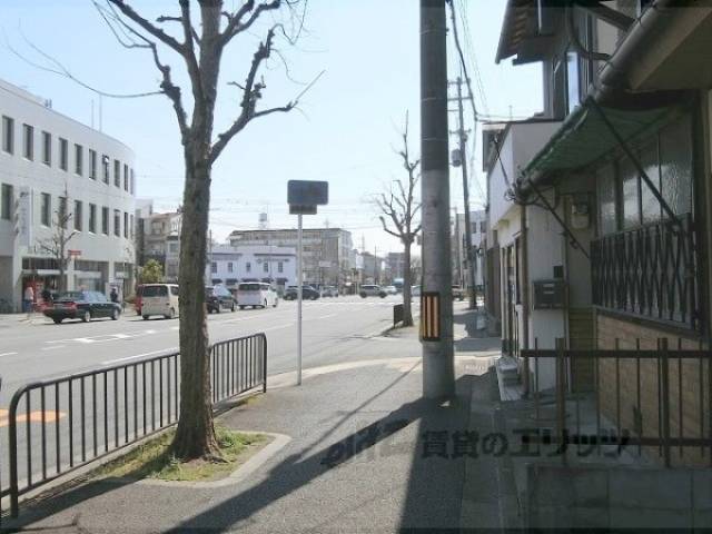 正面道路