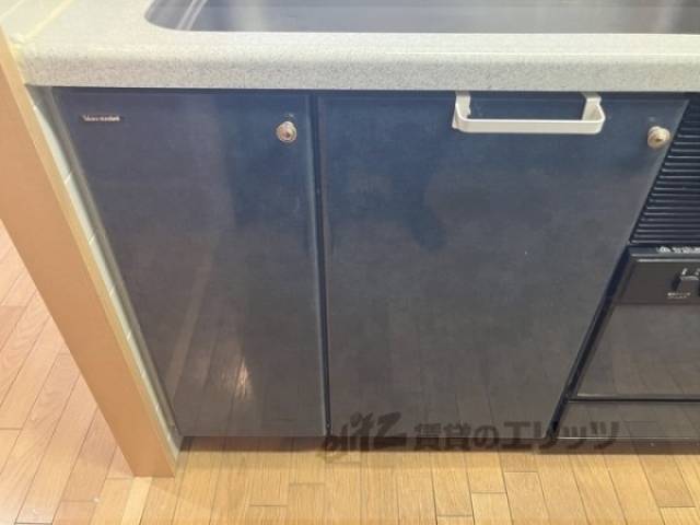 キッチン　下部収納