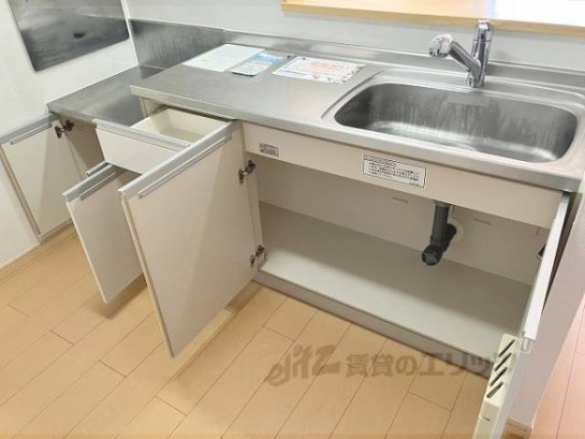 キッチン　収納