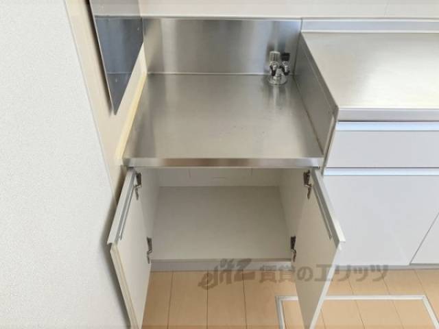 キッチン　コンロ置き場