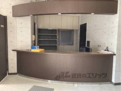 玄関　１階入り口