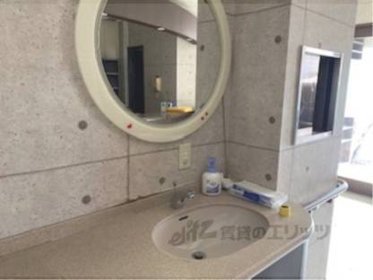 洗面所　洗面スペース(一階）