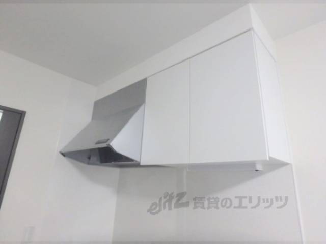 キッチン　収納上部