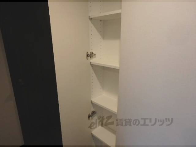 廊下　収納