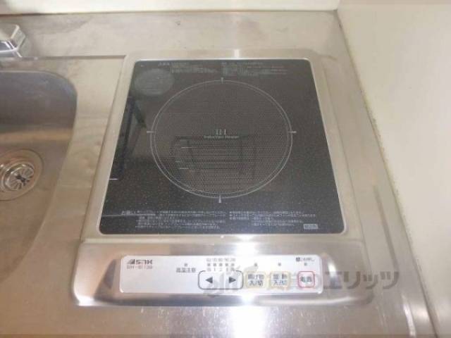 キッチン　コンロ