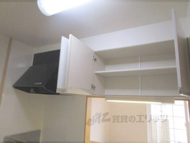 キッチン　収納