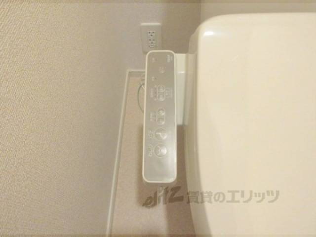 トイレ　洗浄機能付き