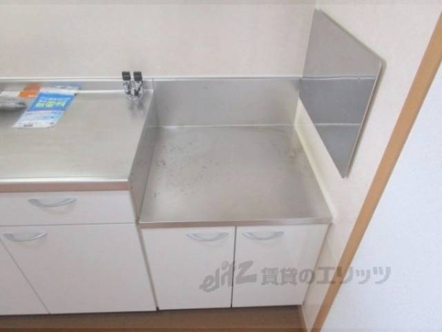 キッチン　コンロ置き場