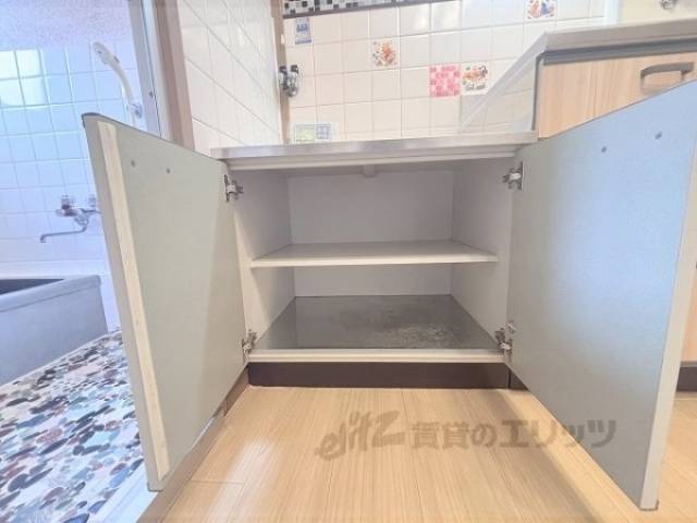 キッチン　下の収納