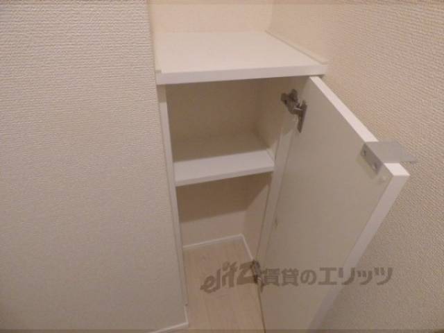 トイレ　収納