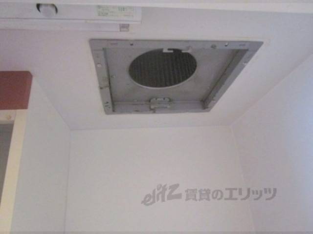 キッチン　換気扇