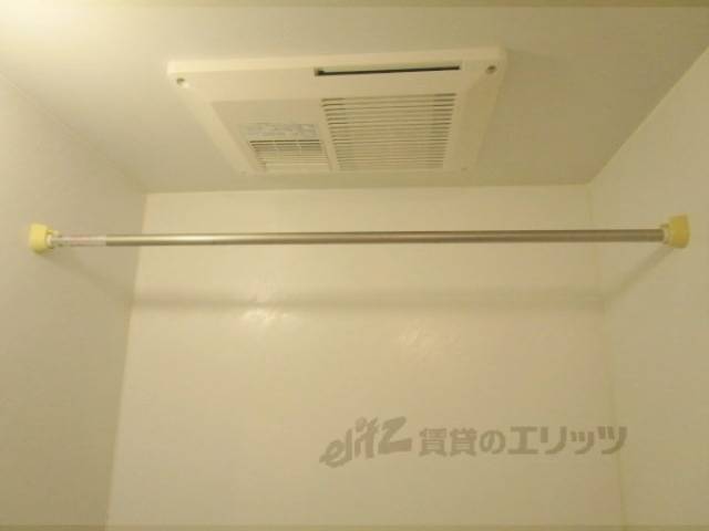 室内物干器具
