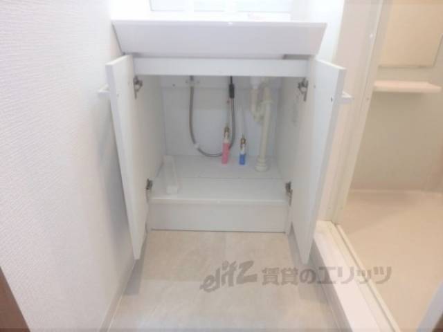 洗面所　収納下部