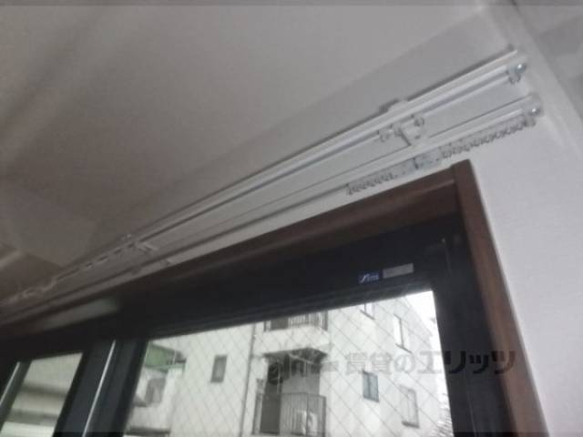 カーテンレール