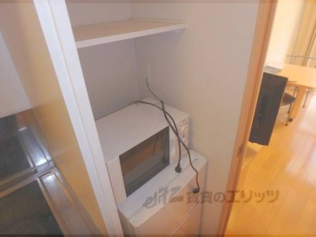 冷蔵庫置場　冷蔵庫、電子レンジ