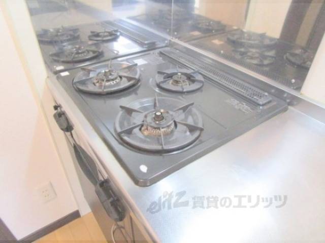 キッチン　コンロ