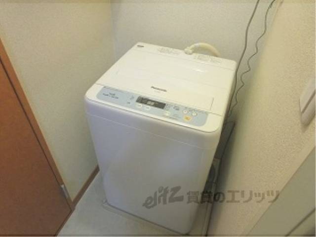 洗濯機置場　洗濯機