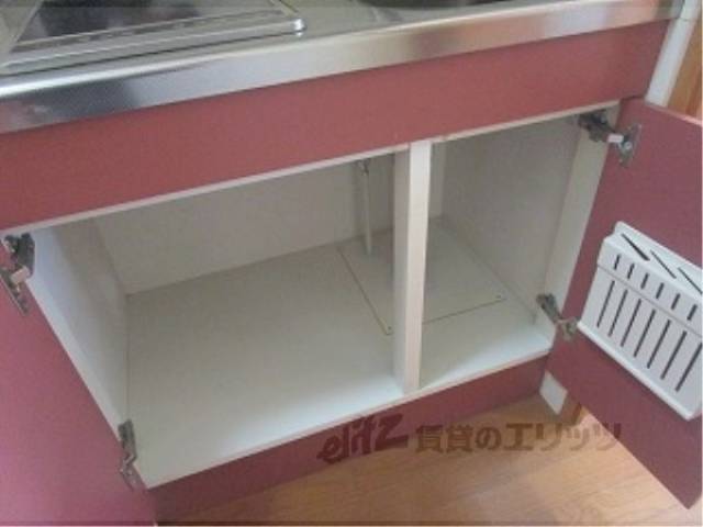 キッチン　下部収納