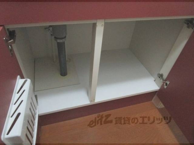 キッチン　下部収納