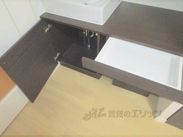 洗面所　収納