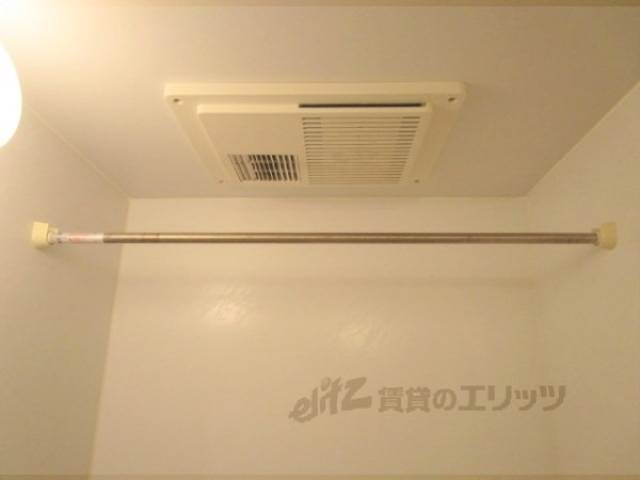 風呂　室内物干器具