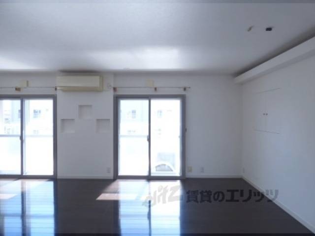 リビング　ダイニング