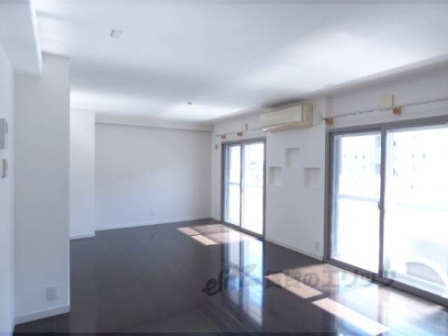 リビング　ダイニング