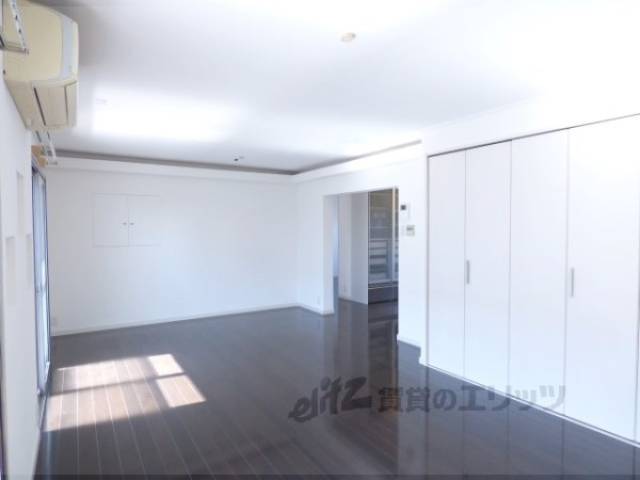 リビング　ダイニング