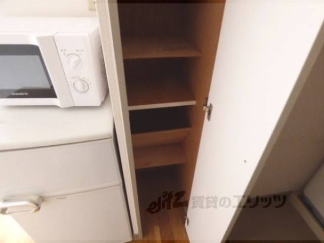 キッチン　収納