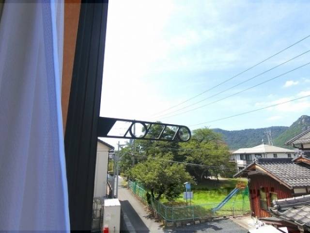 ベランダ　物干しのみ
